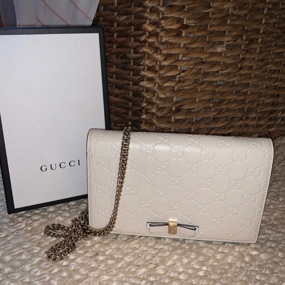 Gucci Handbags - GUCCI Guccissima Bow Chain Wallet